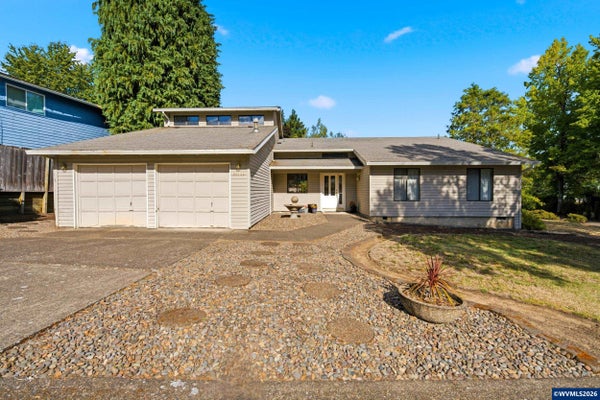20130 SW 71ST AVE, TUALATIN, OR 97062 - Image 745d15cce8e02e77ae0193cbceef2d2b/858141891