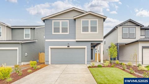 372 Greencrest St NE Salem OR 97301