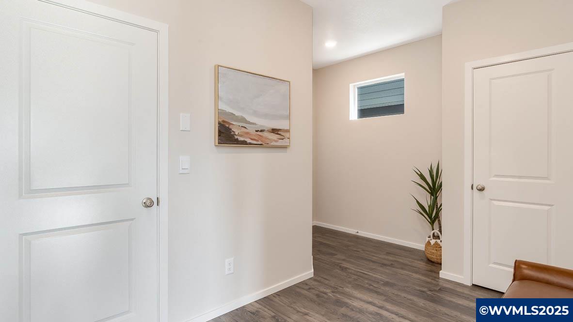 372 Greencrest St NE