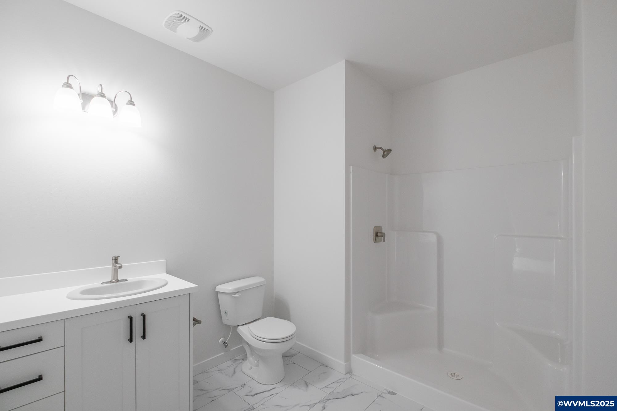 Lebanon, Oregon 97355, United States, 24 Bedrooms Bedrooms, ,22 BathroomsBathrooms,Residential,Active,77617