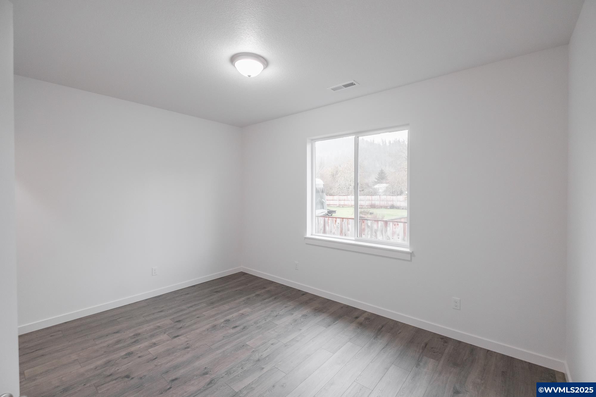 Lebanon, Oregon 97355, United States, 24 Bedrooms Bedrooms, ,22 BathroomsBathrooms,Residential,Active,77617