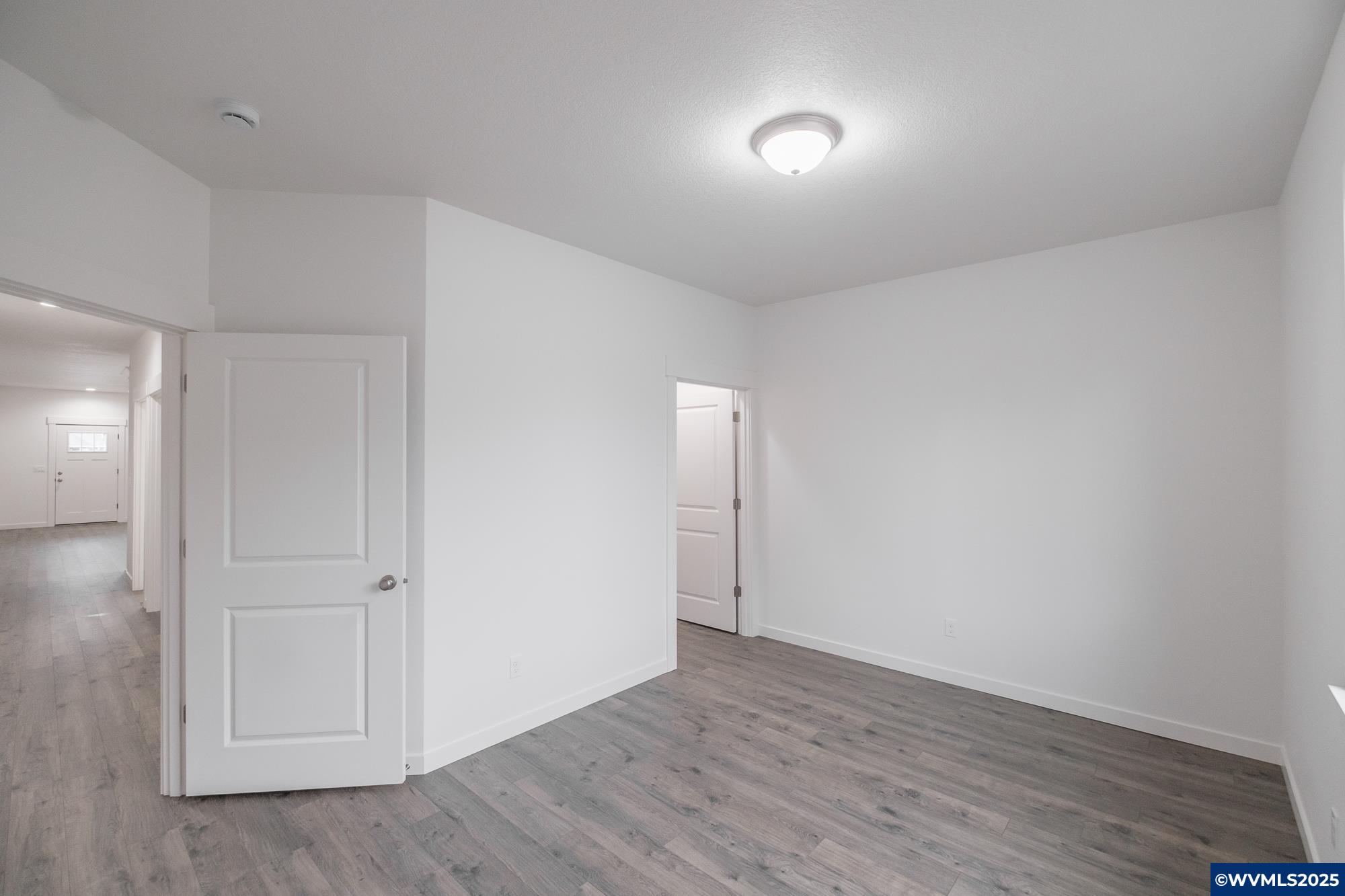 Lebanon, Oregon 97355, United States, 24 Bedrooms Bedrooms, ,22 BathroomsBathrooms,Residential,Active,77617