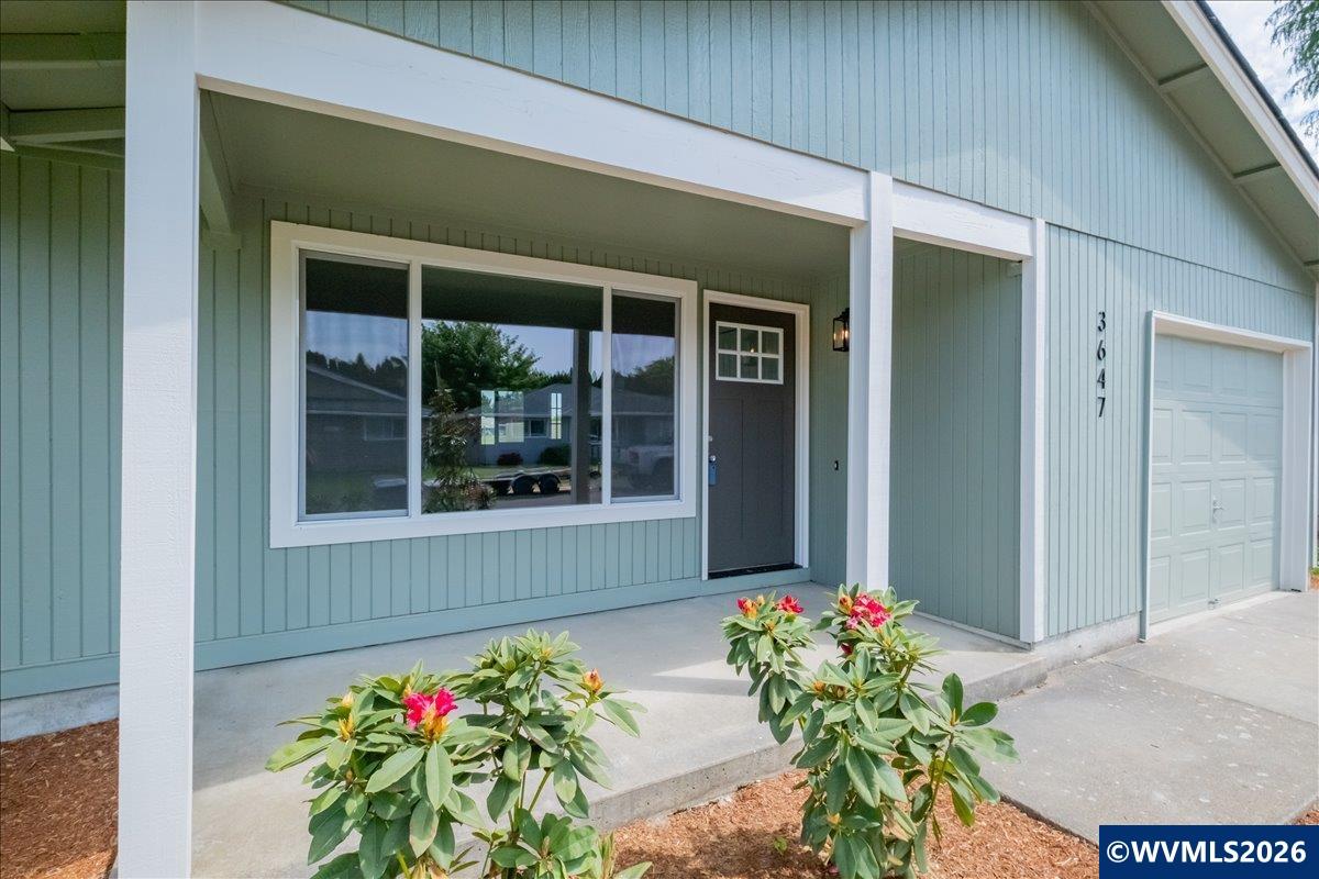 3647 Tudor Wy SE