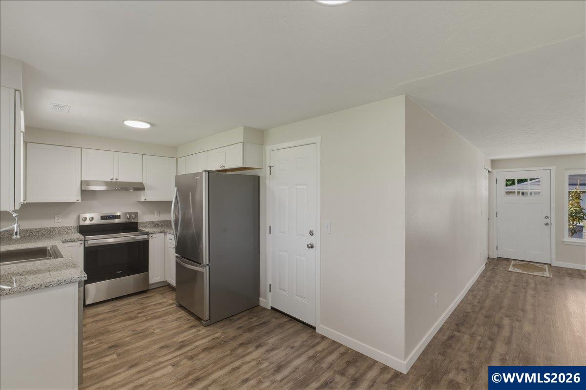 3647 Tudor Wy SE
