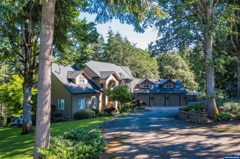 37676 Kathleen Ct Lebanon OR 97355