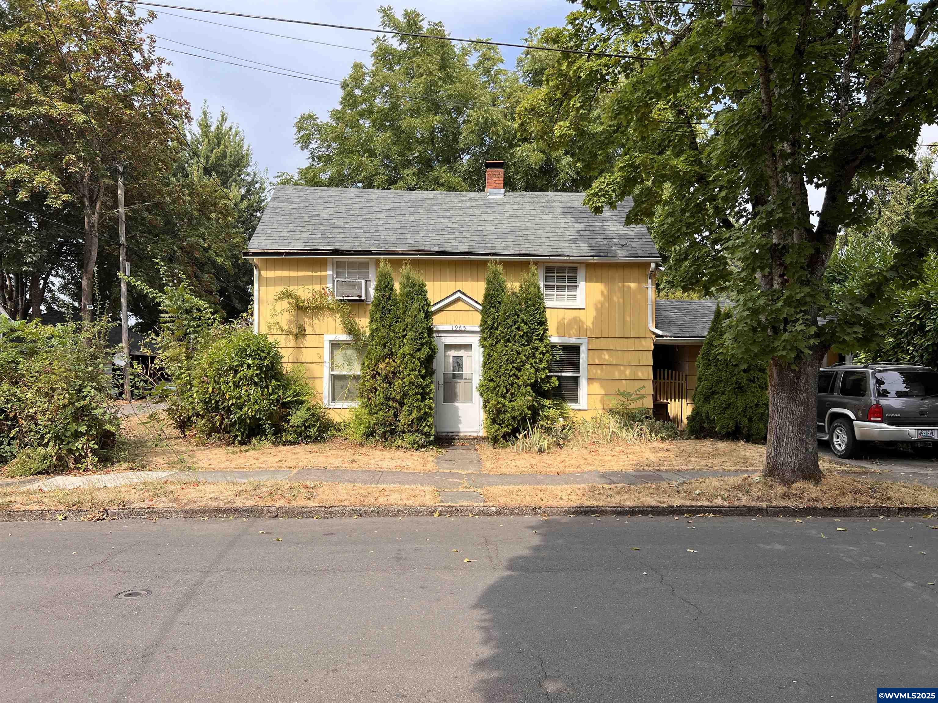 1965 Breyman St NE