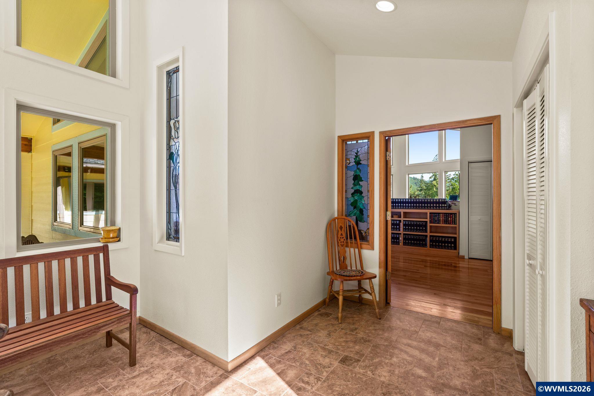 1342 NW Panorama Dr