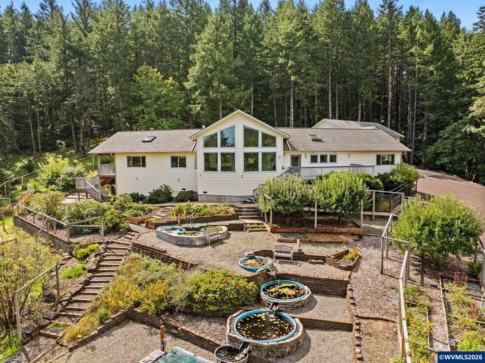 1342 NW Panorama Dr