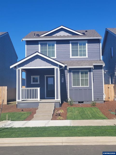1151 Parkside Av Woodburn OR 97071