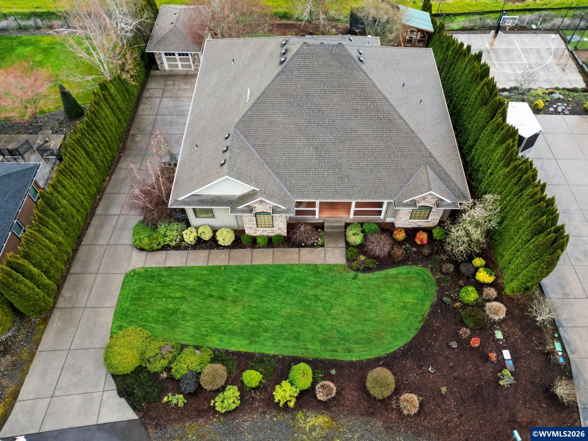 1970 Landaggard Dr NW