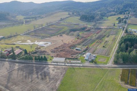 727 SW Stringtown Rd Forest Grove OR 97116