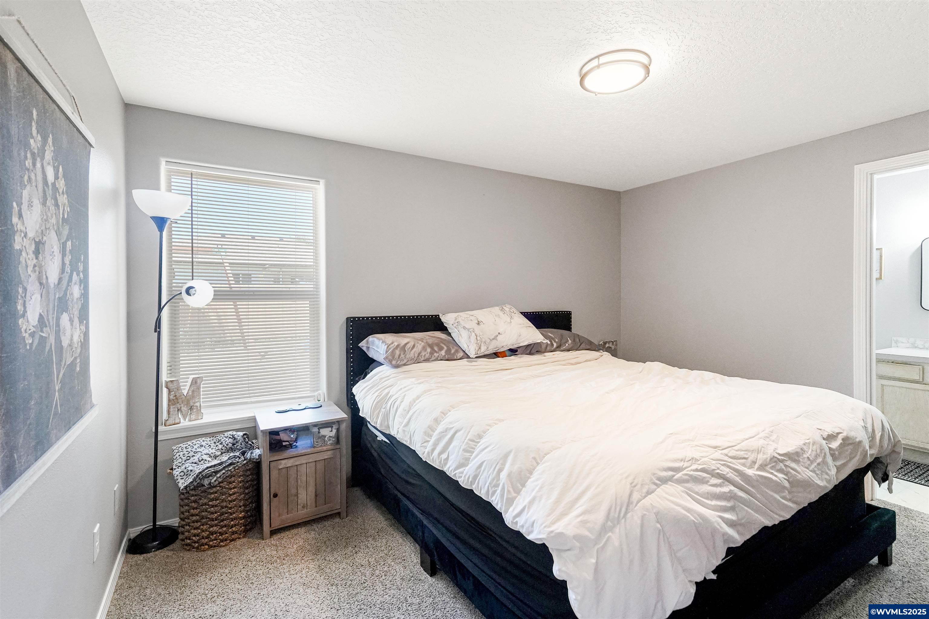 Dallas, Oregon 97338, United States, 3 Bedrooms Bedrooms, ,2 BathroomsBathrooms,Residential,Pending,171359