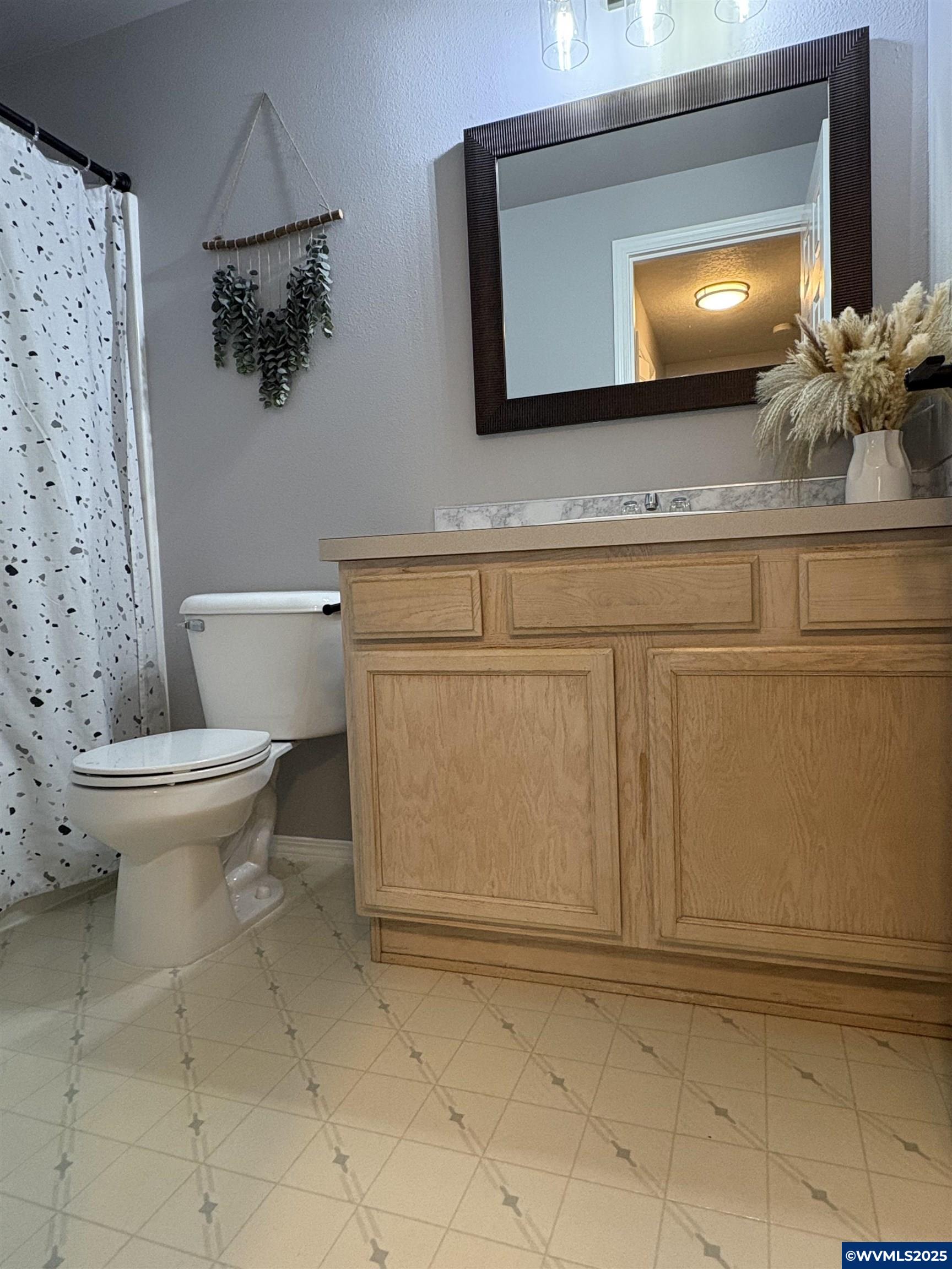 Dallas, Oregon 97338, United States, 3 Bedrooms Bedrooms, ,2 BathroomsBathrooms,Residential,Pending,171359