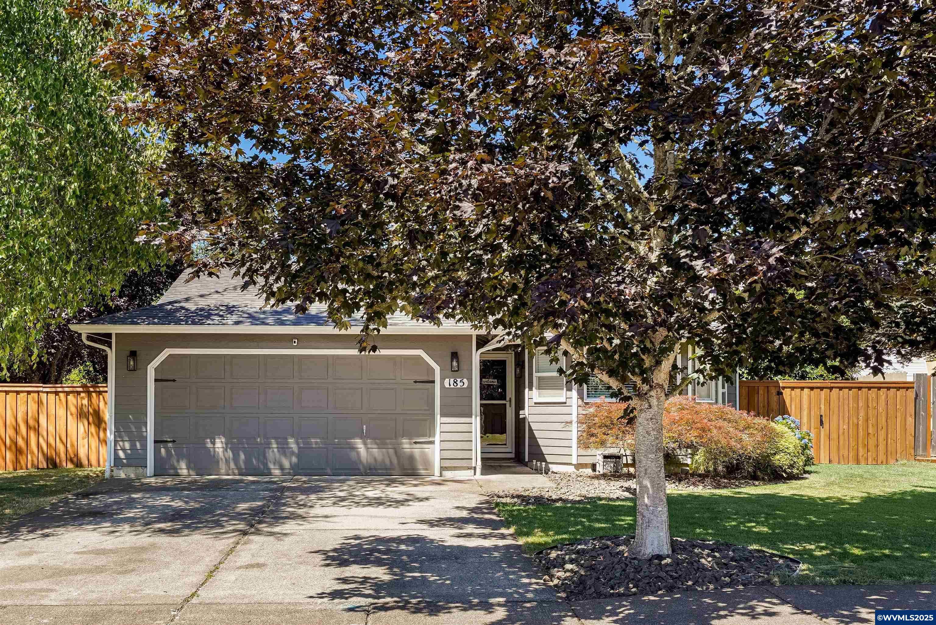 Dallas, Oregon 97338, United States, 3 Bedrooms Bedrooms, ,2 BathroomsBathrooms,Residential,Pending,171359