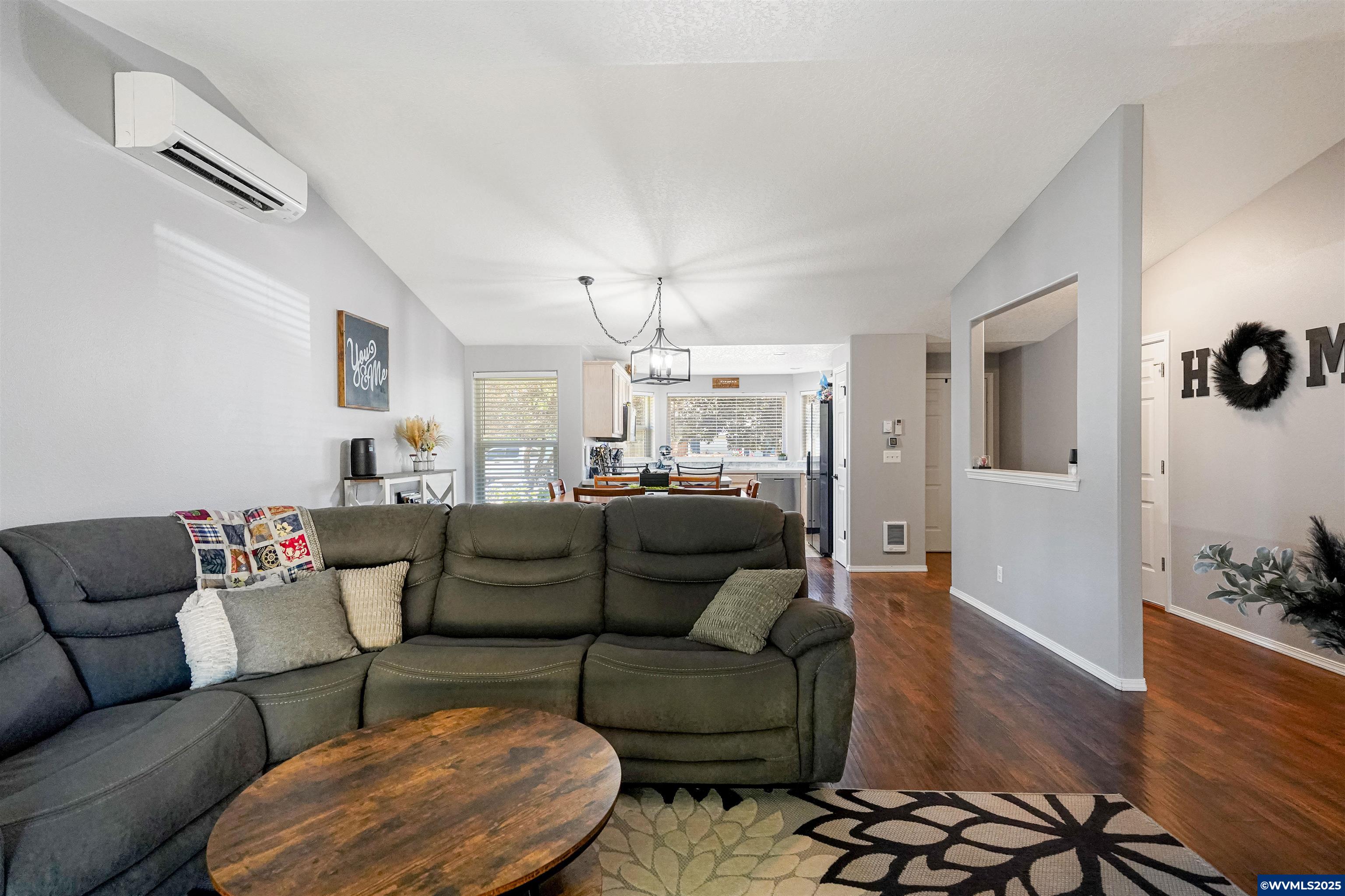 Dallas, Oregon 97338, United States, 3 Bedrooms Bedrooms, ,2 BathroomsBathrooms,Residential,Pending,171359