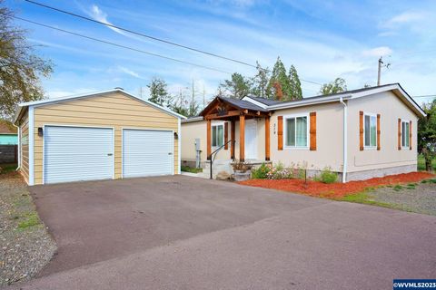 319 Charlotte St NE Albany OR 97322