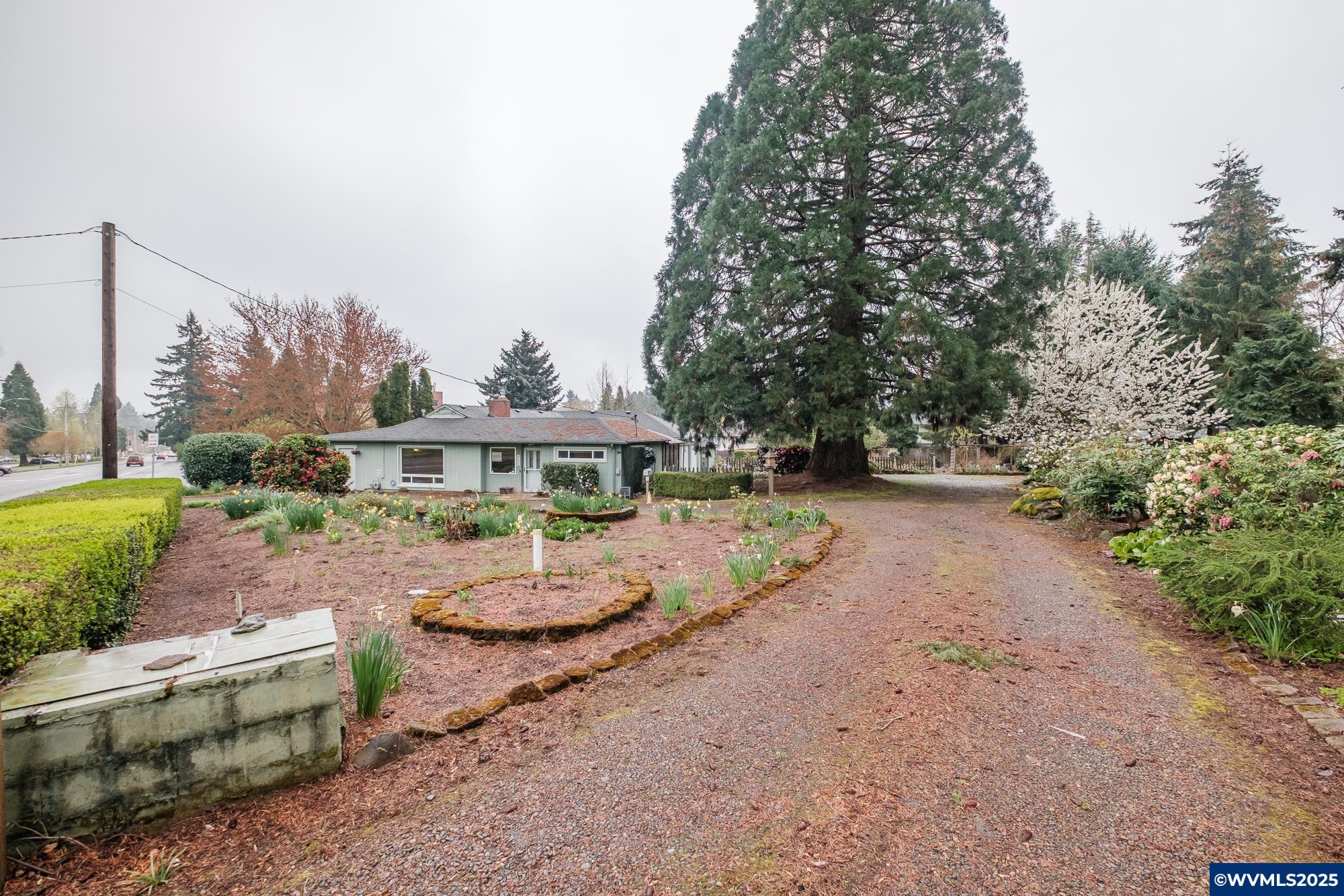 Salem, Oregon 97306, United States, 3 Bedrooms Bedrooms, ,2 BathroomsBathrooms,Residential,Active,107779