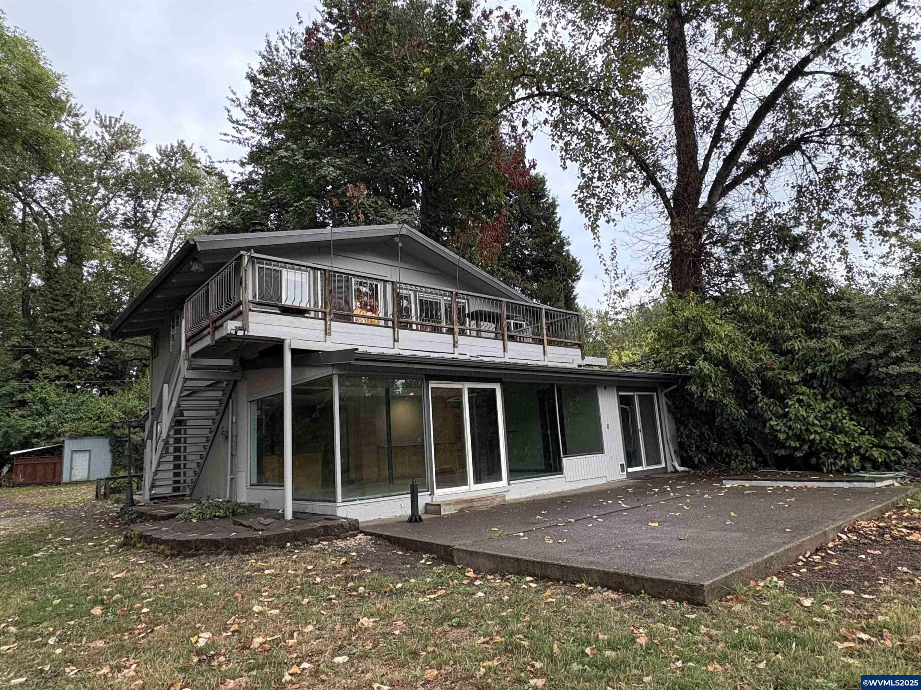 Salem, Oregon 97302, United States, 3 Bedrooms Bedrooms, ,2 BathroomsBathrooms,Residential,Pending,221333