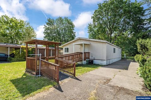 Manufactured Home in Lebanon OR 38129 Weirich Dr.jpg