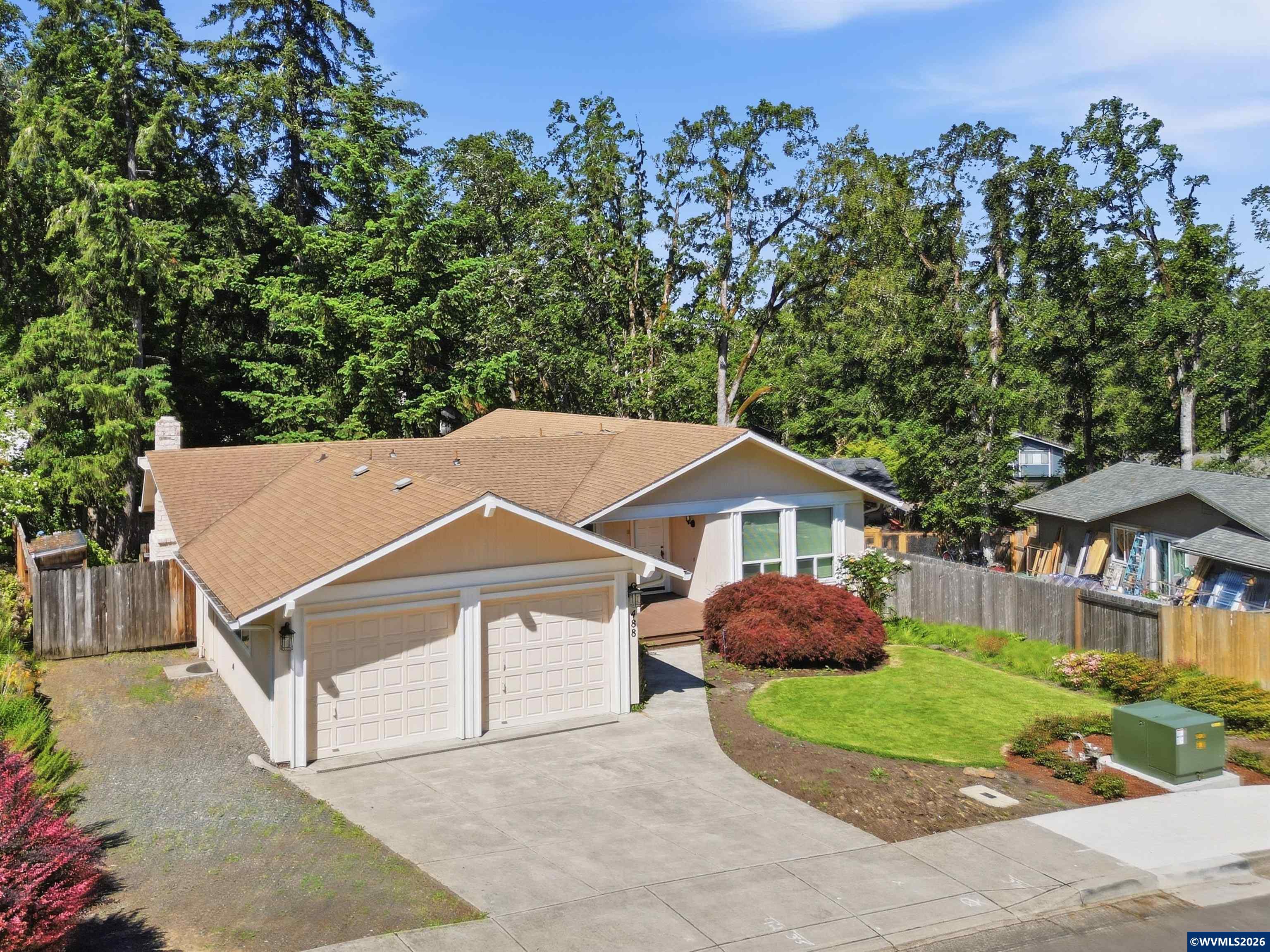 488 Cascade Dr