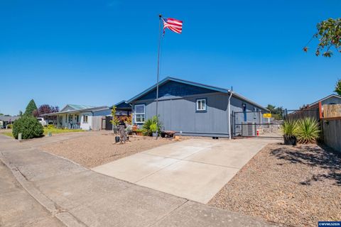 Featured picture for the property 840975