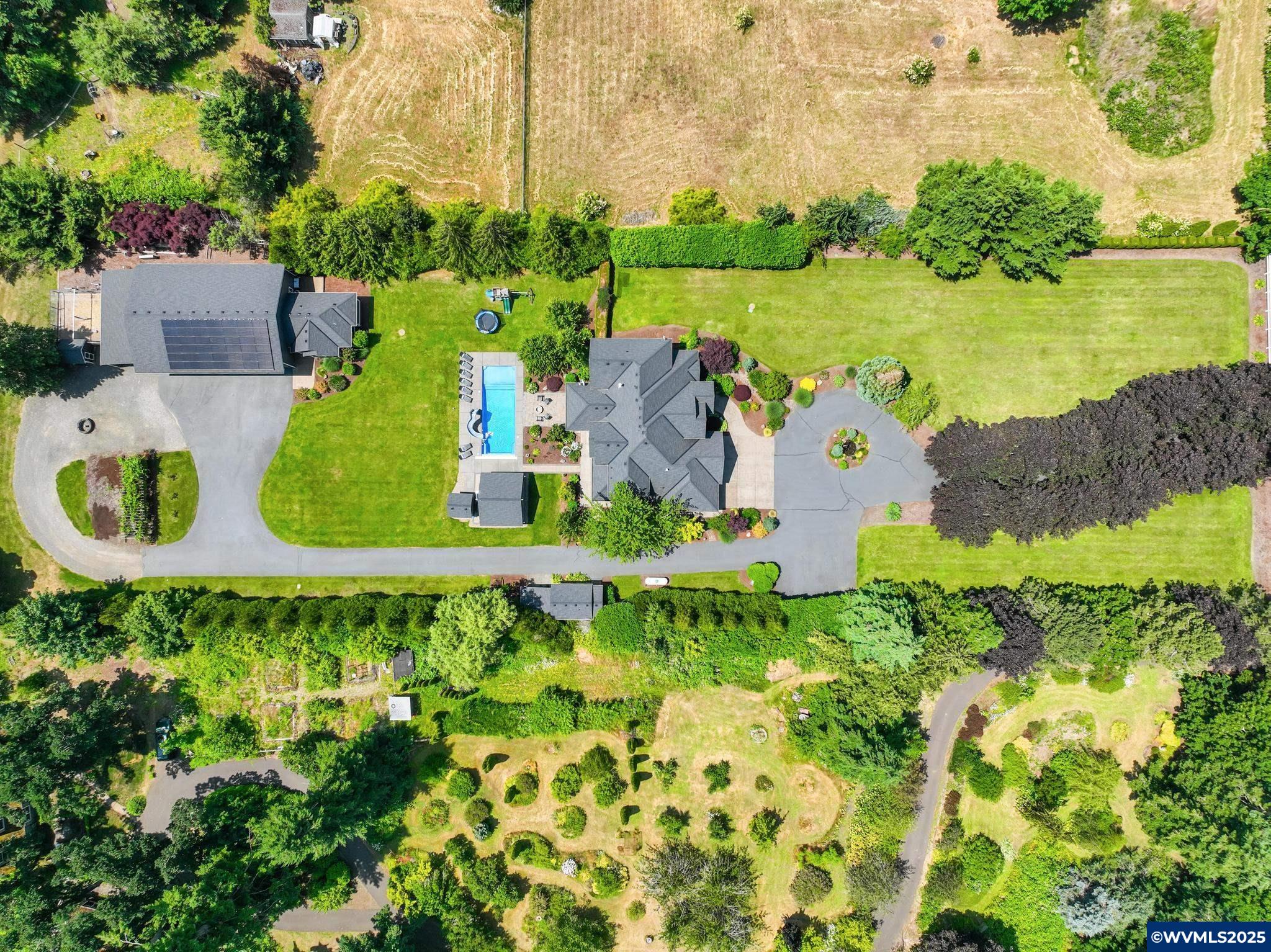 16324 Pleasant Valley Dr NE Dr NE