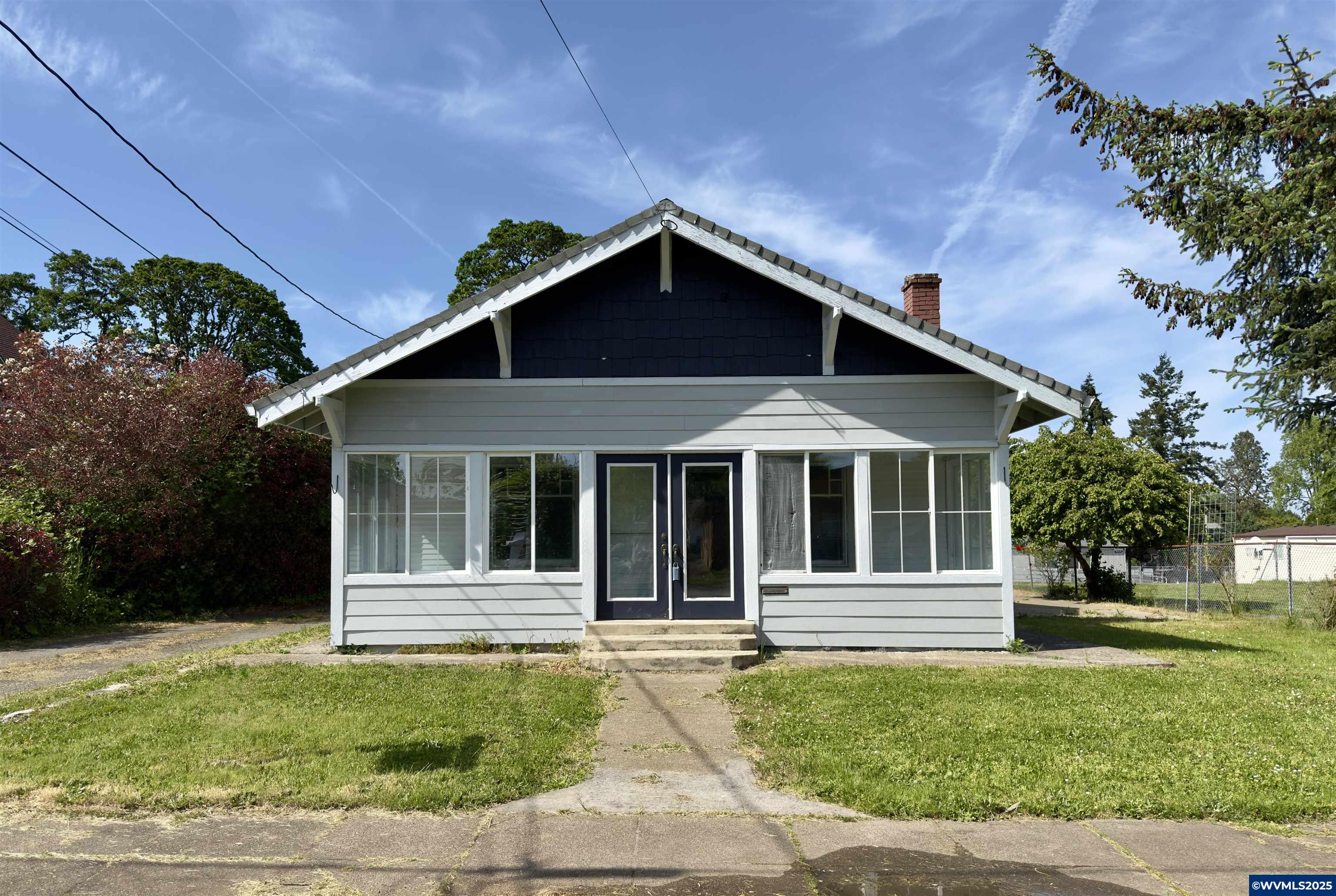 544 C St