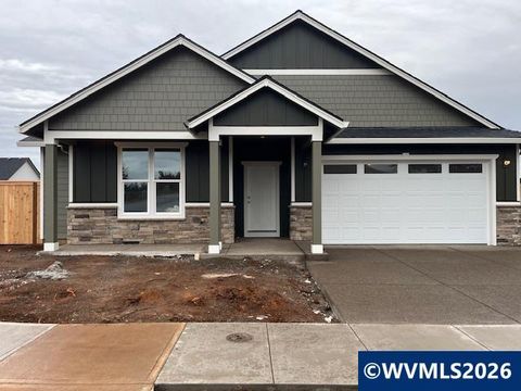 6740 Naomi Danielle St SE Salem OR 97306