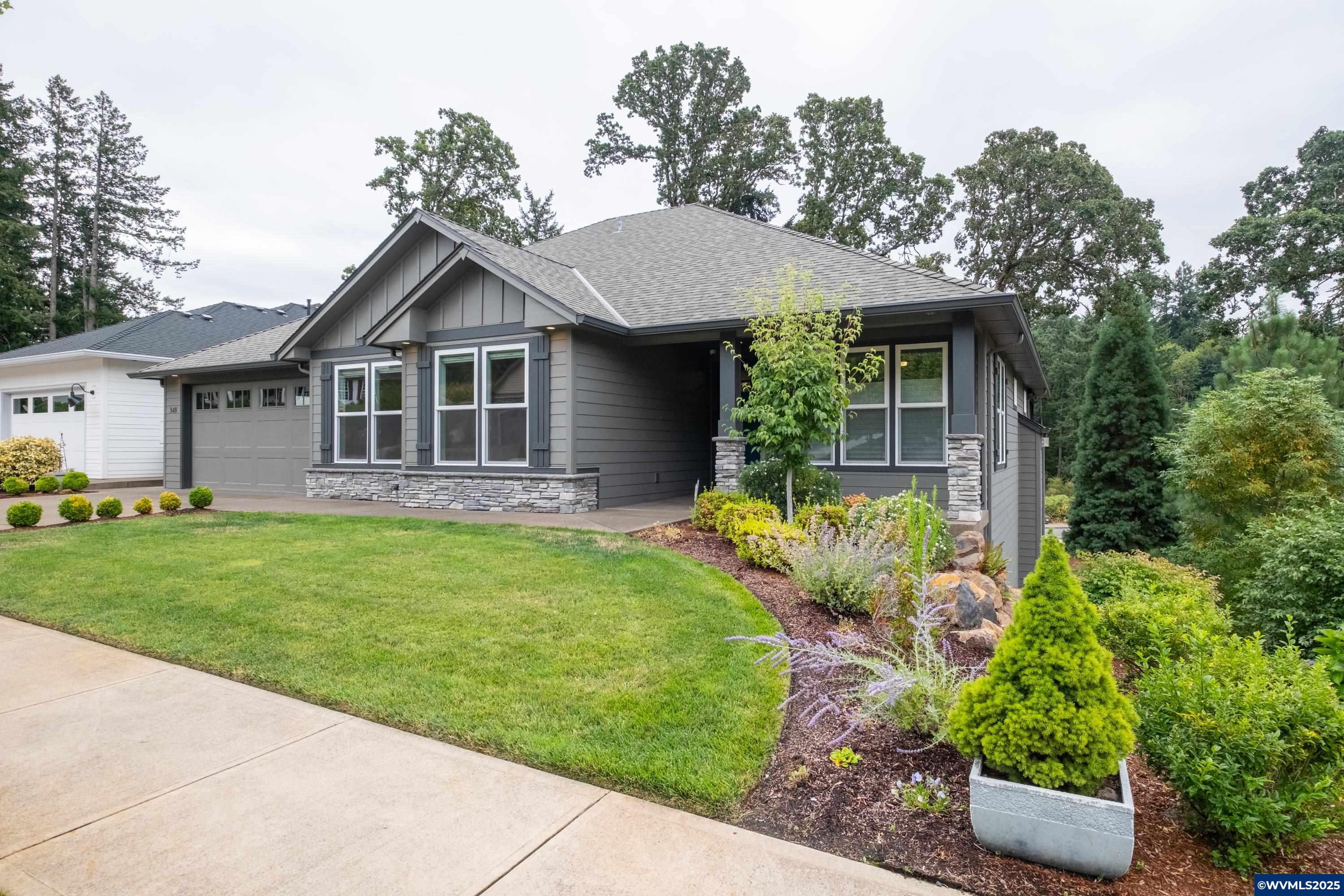 348 Kurth Meadow Av SE
