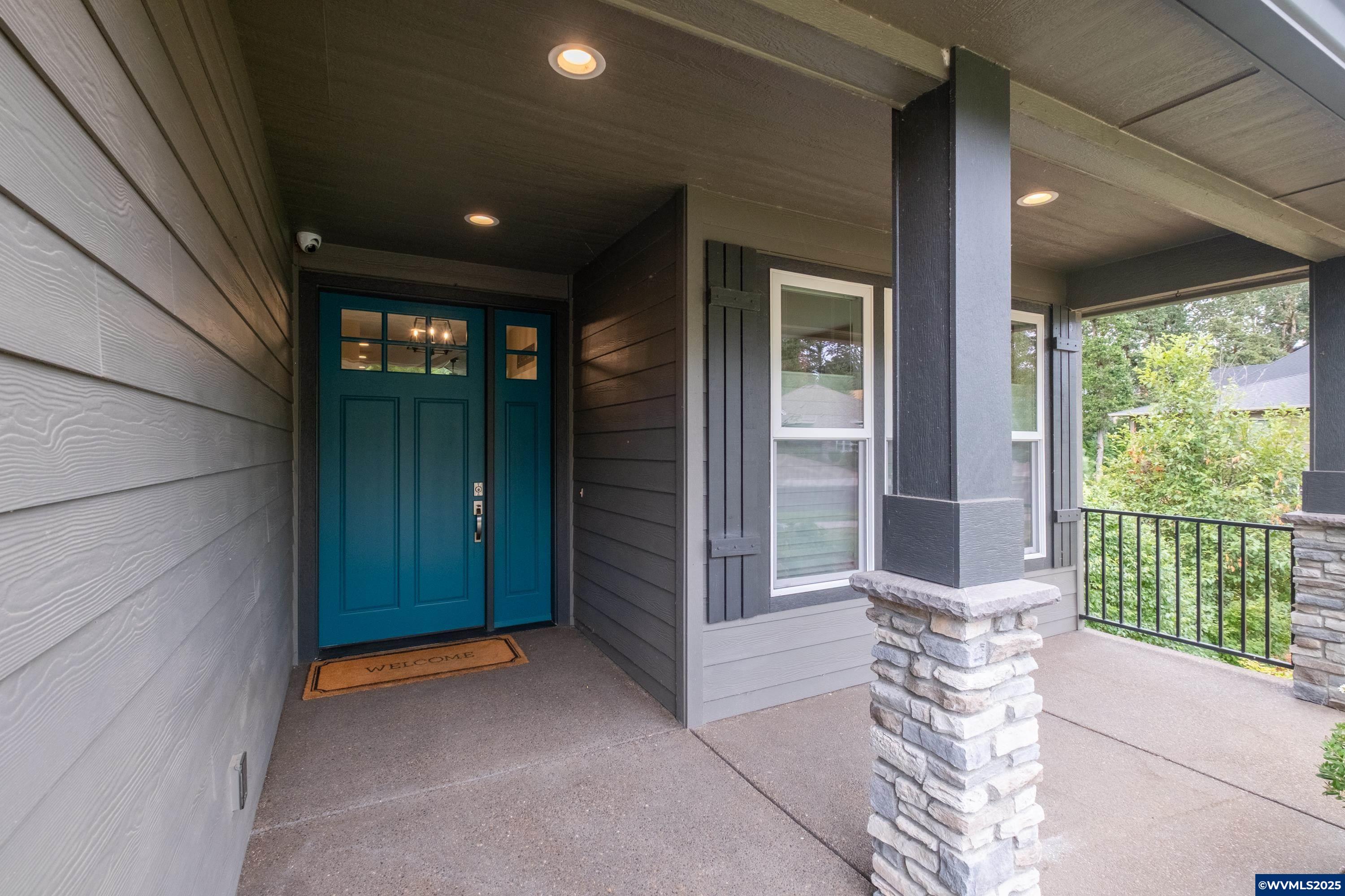 348 Kurth Meadow Av SE
