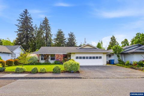 1747 Raywanda Ct NE Salem OR 97301