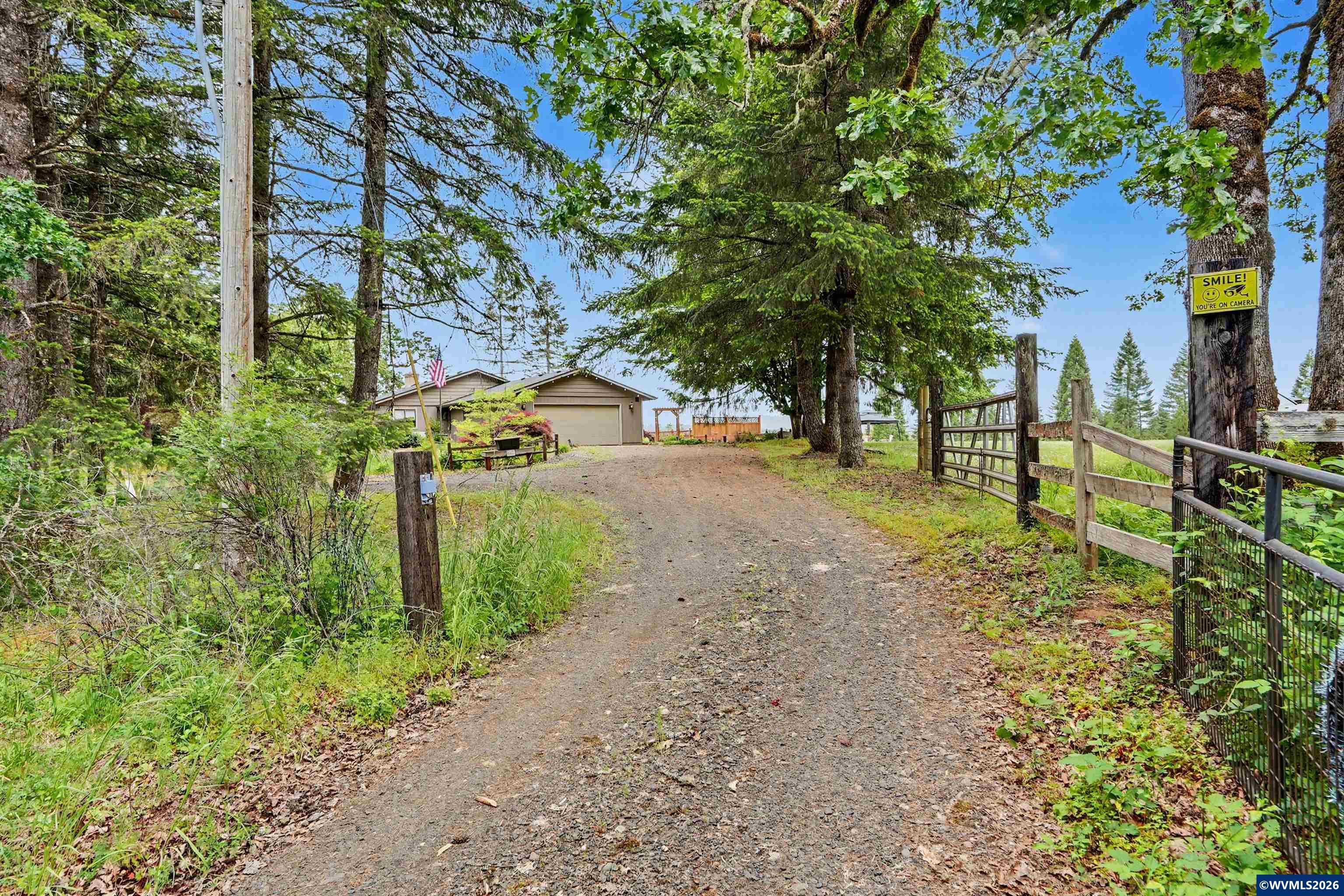 15991 Oakdale Rd