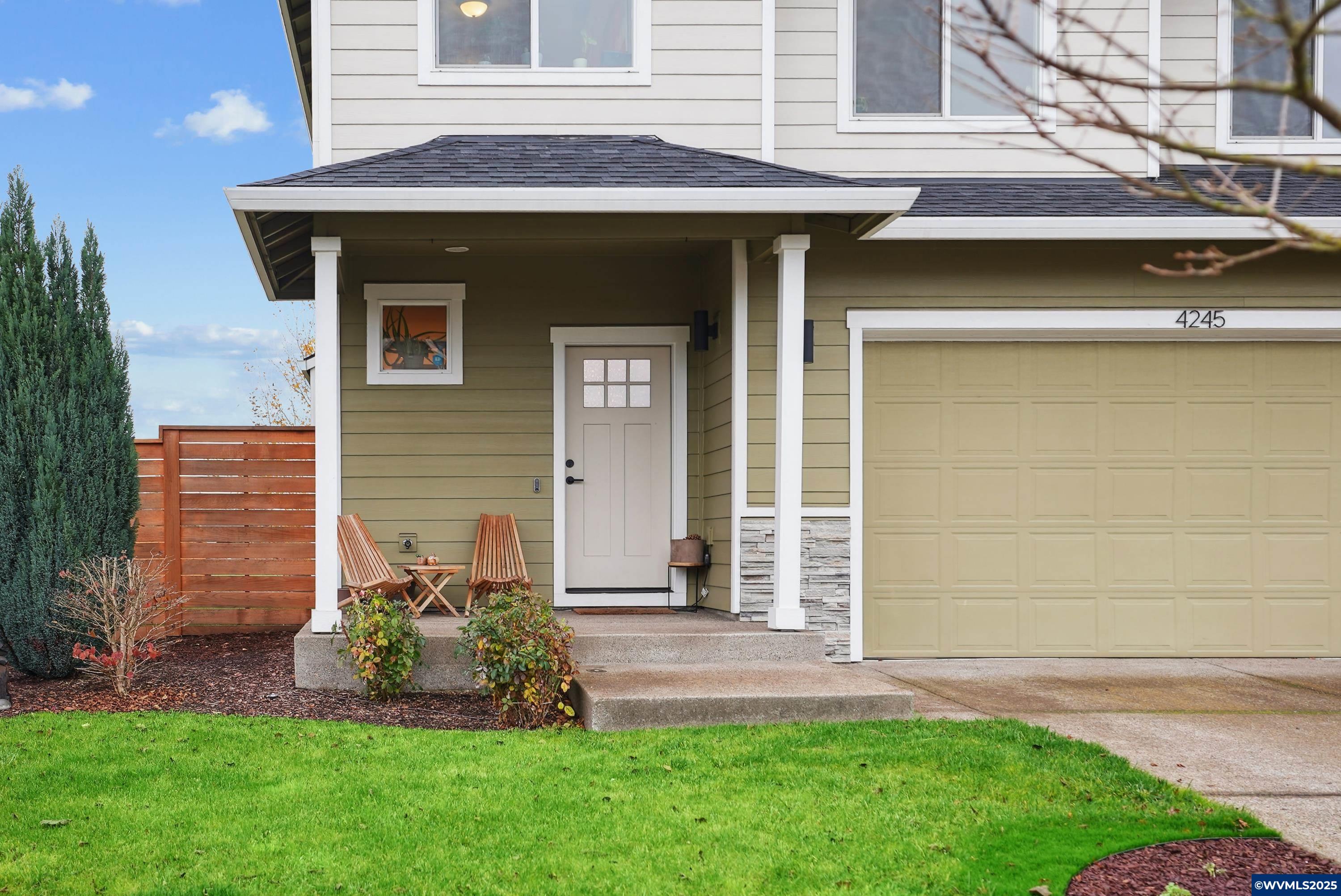 4245 Sagecrest Dr NE