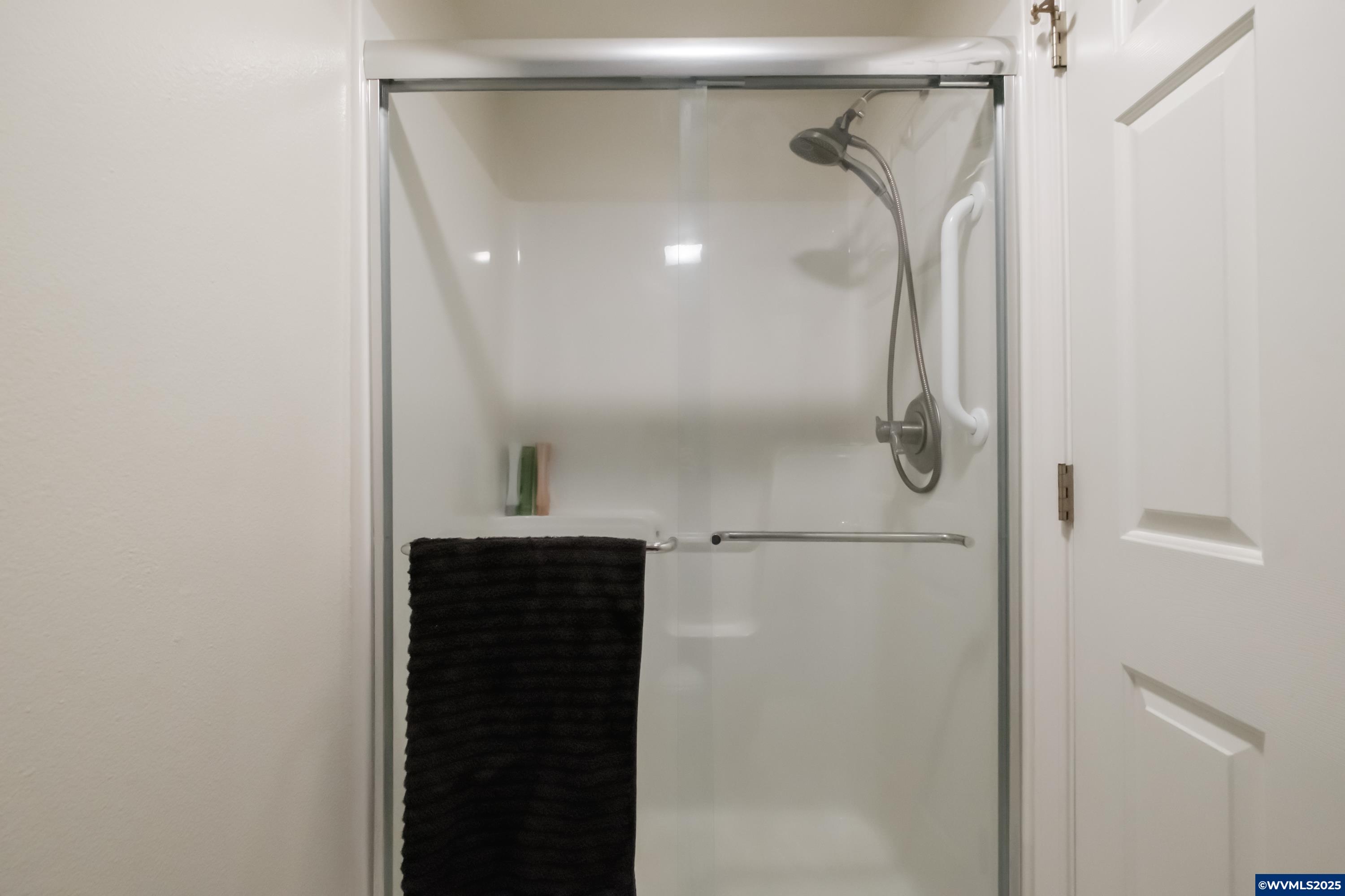 Salem, Oregon 97302, United States, 3 Bedrooms Bedrooms, ,2 BathroomsBathrooms,Residential,Active,87590