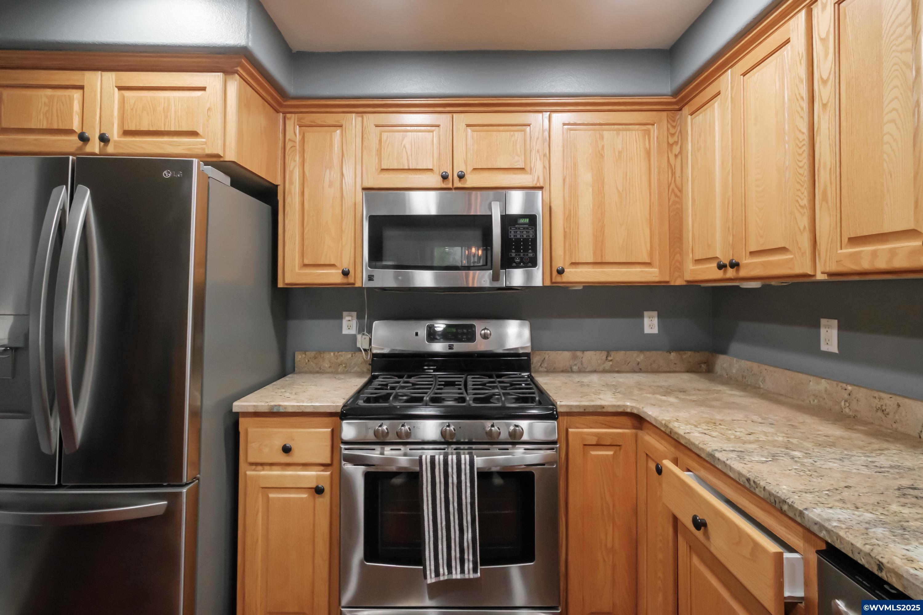 Salem, Oregon 97302, United States, 3 Bedrooms Bedrooms, ,2 BathroomsBathrooms,Residential,Active,87590