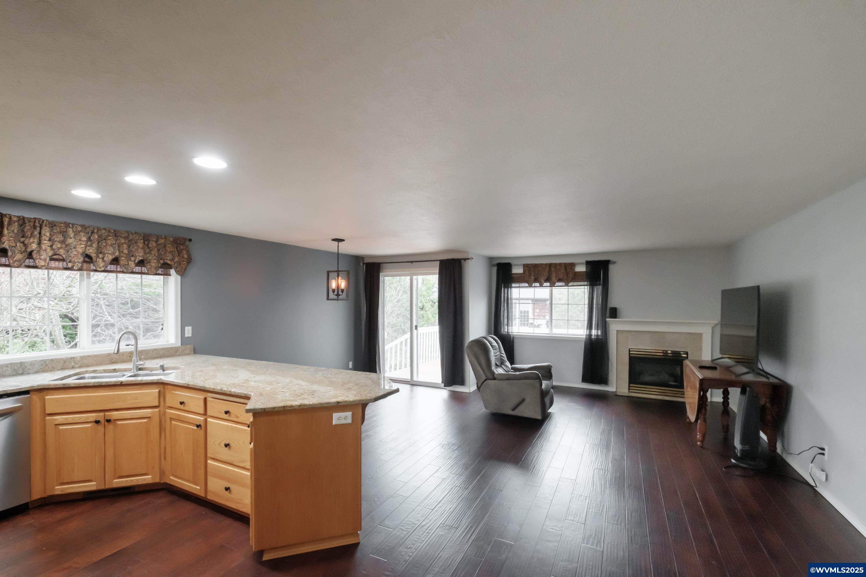 Salem, Oregon 97302, United States, 3 Bedrooms Bedrooms, ,2 BathroomsBathrooms,Residential,Active,87590