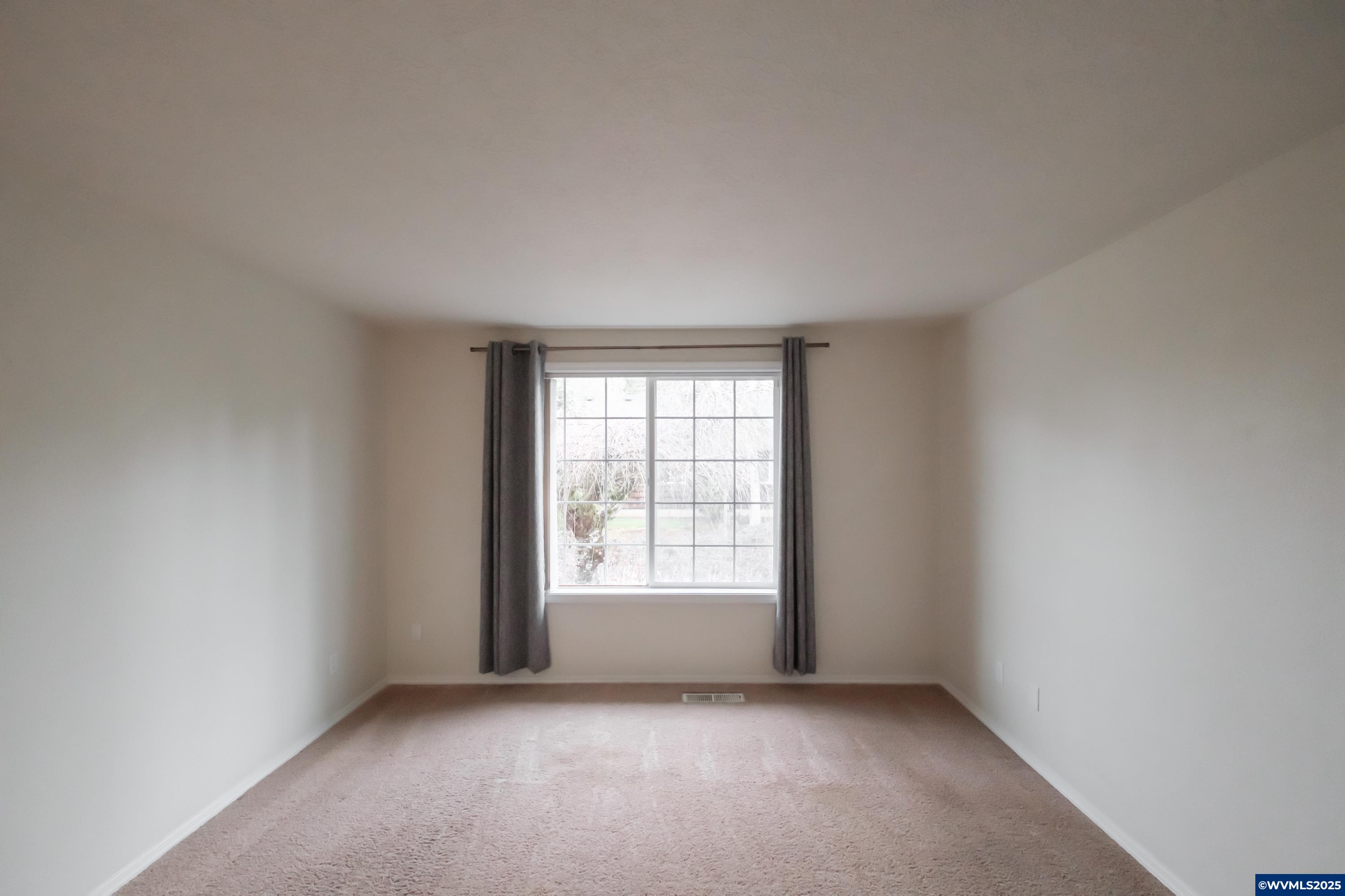 Salem, Oregon 97302, United States, 3 Bedrooms Bedrooms, ,2 BathroomsBathrooms,Residential,Active,87590