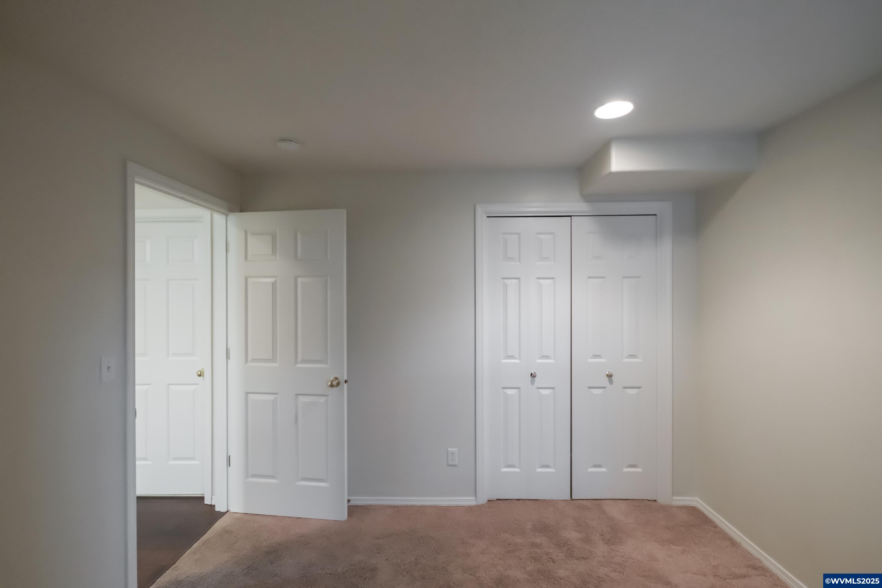 Salem, Oregon 97302, United States, 3 Bedrooms Bedrooms, ,2 BathroomsBathrooms,Residential,Active,87590