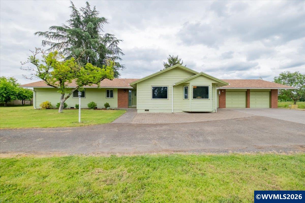 39129 Groshong Rd NE