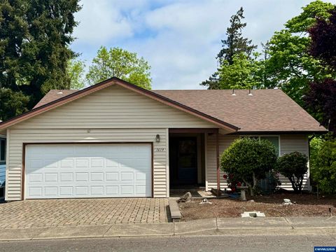 1619 Nut Tree Dr NW Salem OR 97304