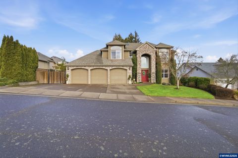 1655 Diamond Peak St NW Salem OR 97304