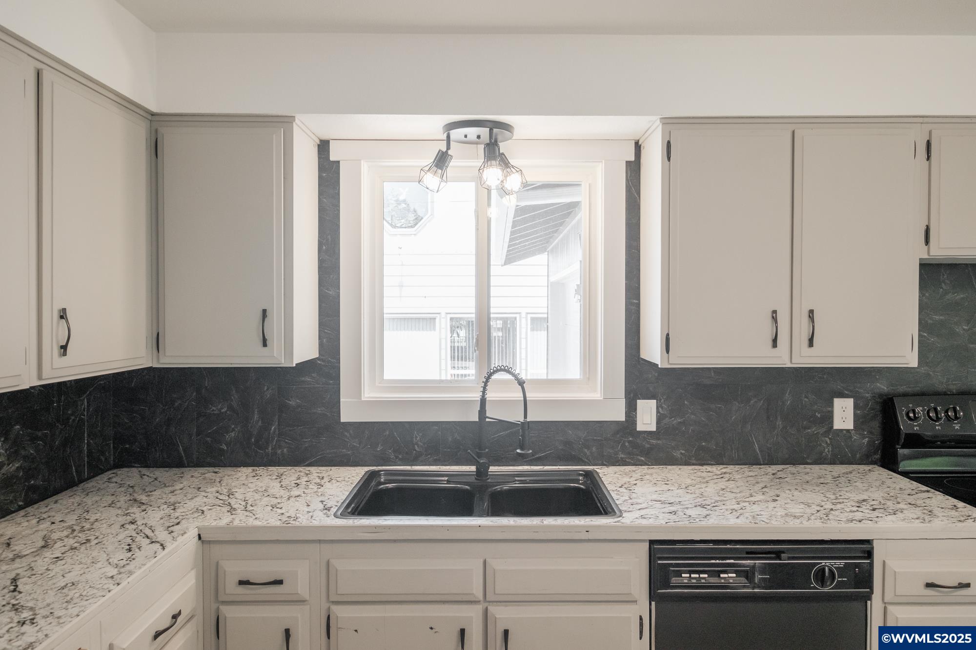 615 5th Av