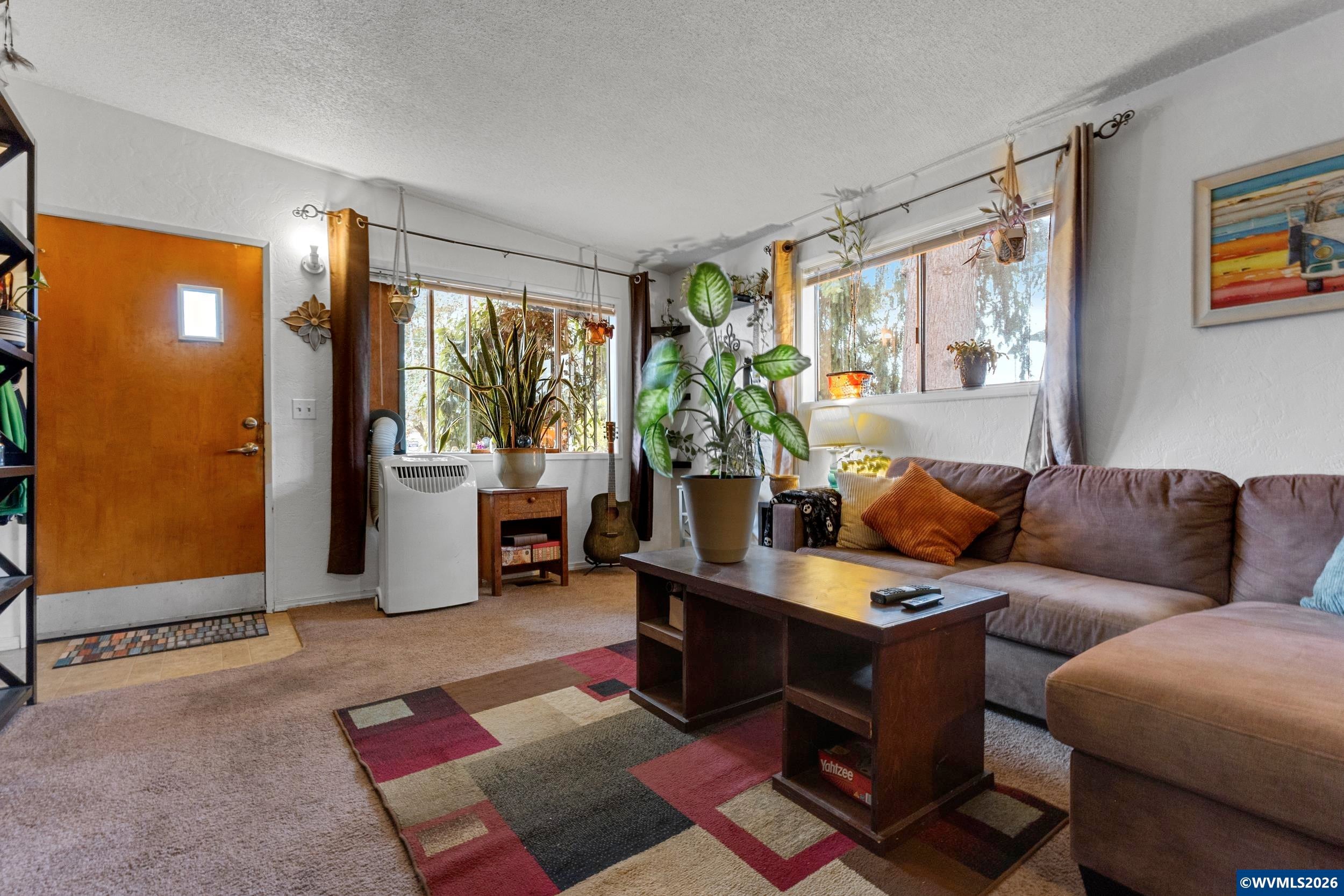 1115 Queen Av SE