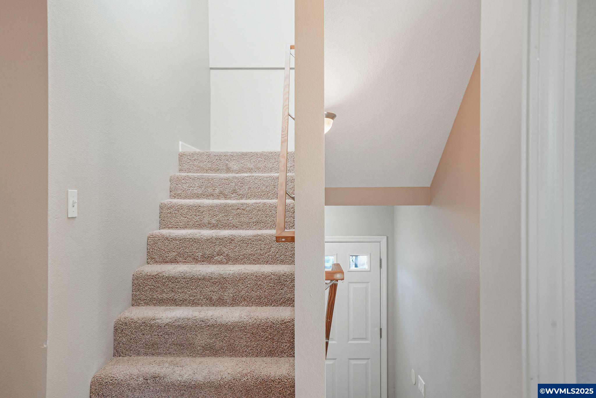 Salem, Oregon 97302, United States, 5 Bedrooms Bedrooms, ,3 BathroomsBathrooms,Residential,Pending,16089