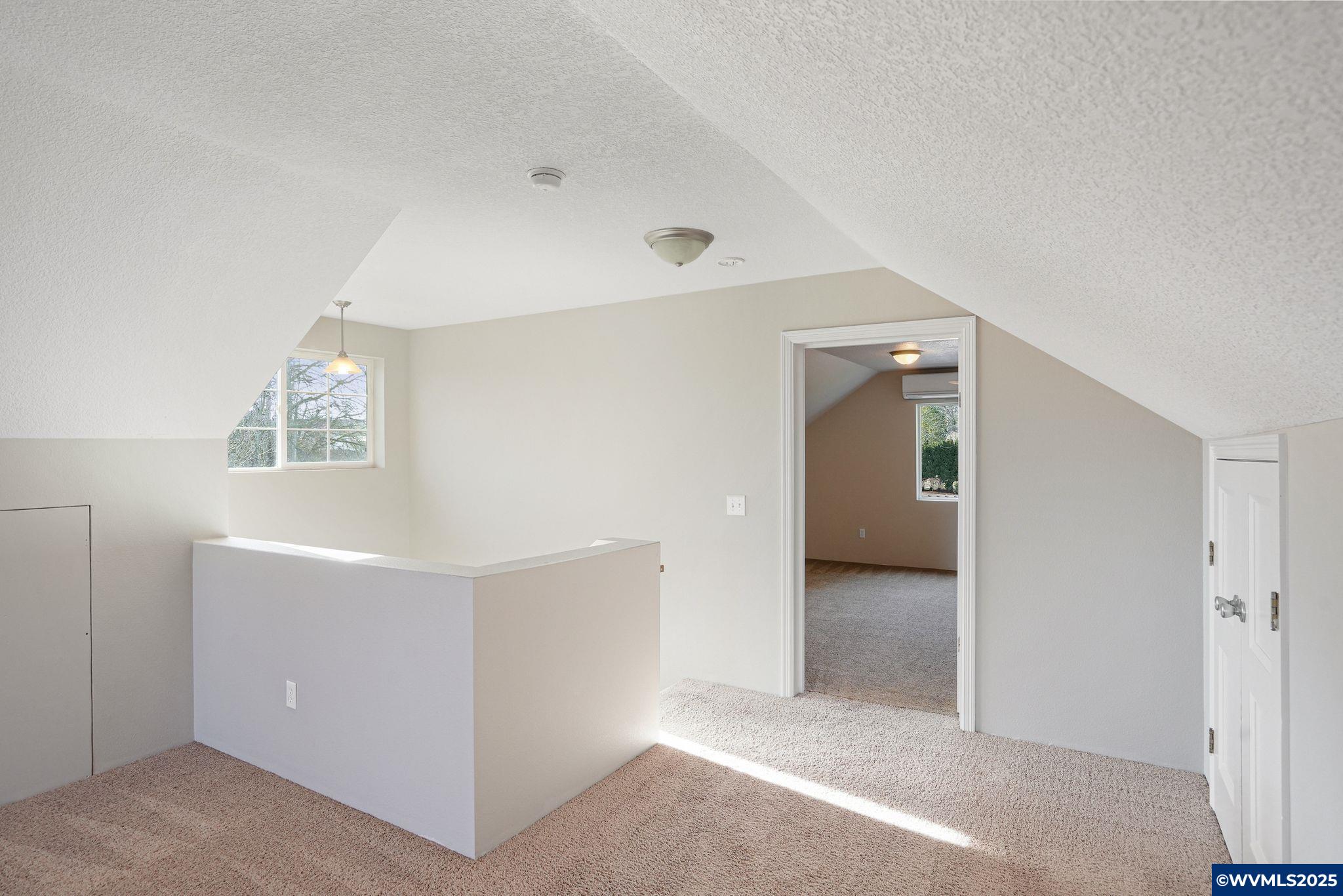 Salem, Oregon 97302, United States, 5 Bedrooms Bedrooms, ,3 BathroomsBathrooms,Residential,Pending,16089