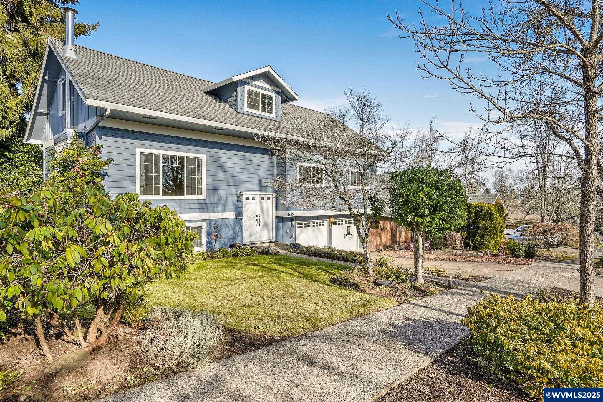 Salem, Oregon 97302, United States, 5 Bedrooms Bedrooms, ,3 BathroomsBathrooms,Residential,Pending,16089