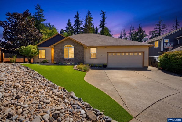 7222 EASTWOOD CT SE, TURNER, OR 97392 - Image 8a85f00c4b46930f24e268d60ffc81e0/3300416052