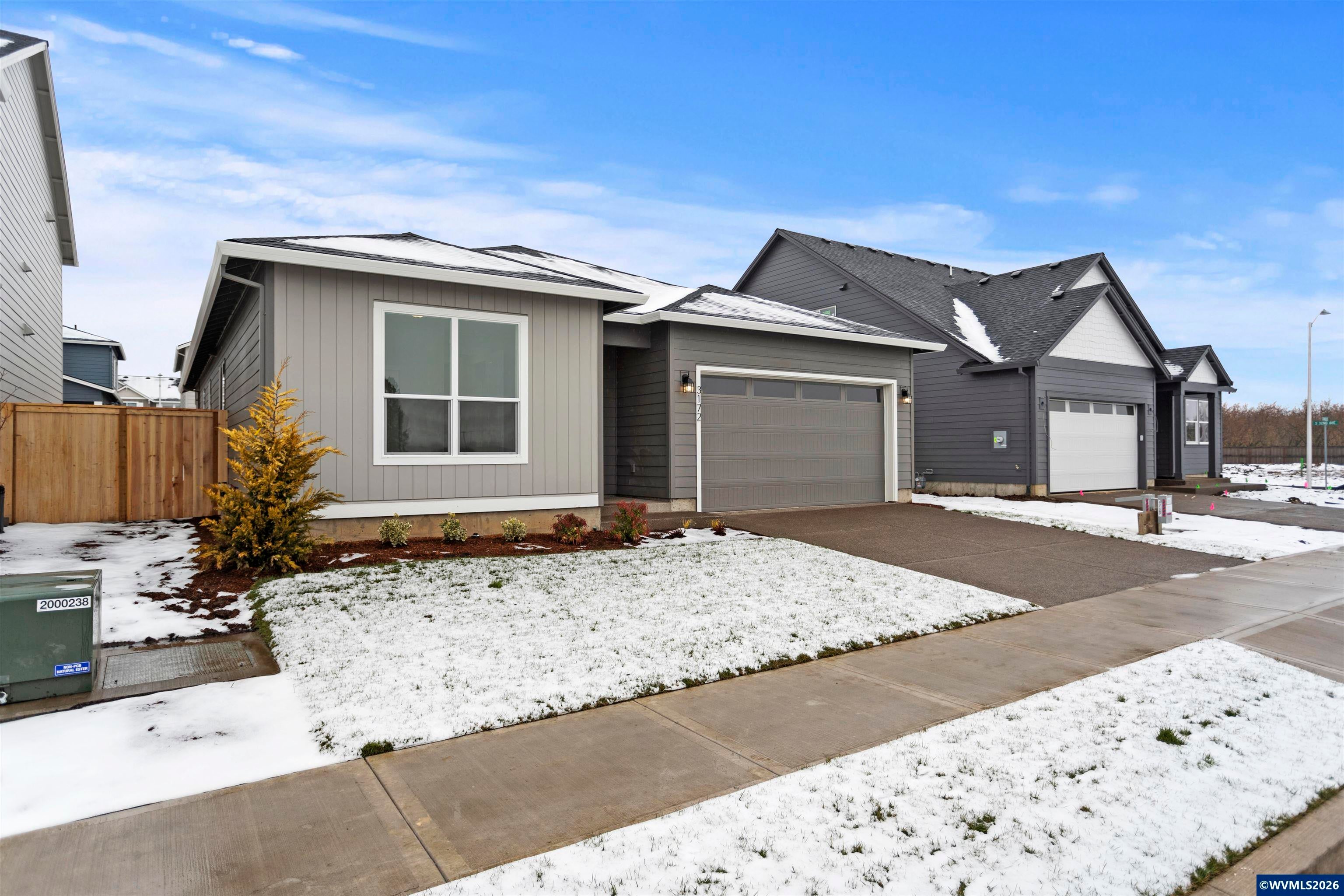 2637 NW Ninebark Dr