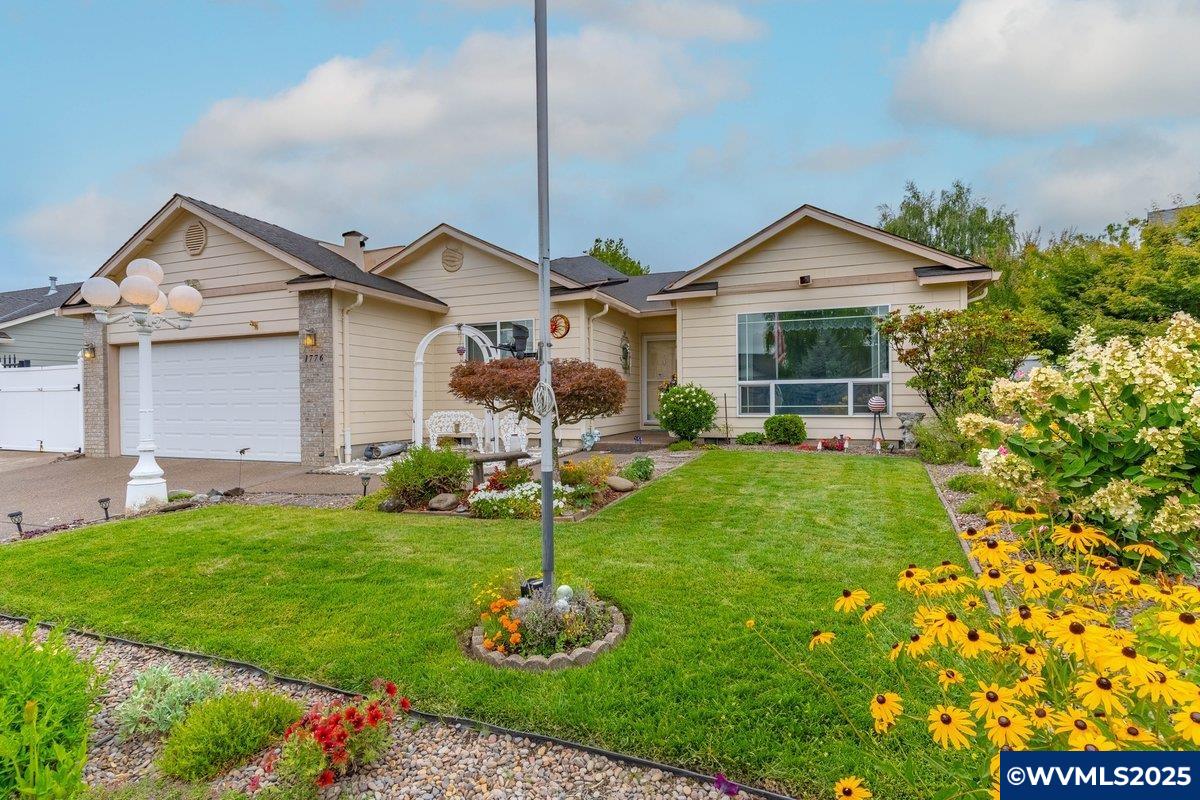 1776 Antelope Cir SW