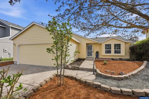 3086 SE 23rd Av Albany OR 97322